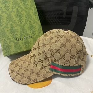 Gucci baseball cap